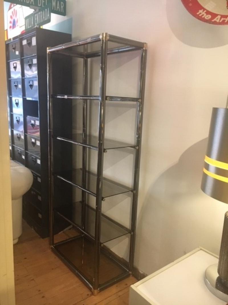 F 562 étagère métal et verre