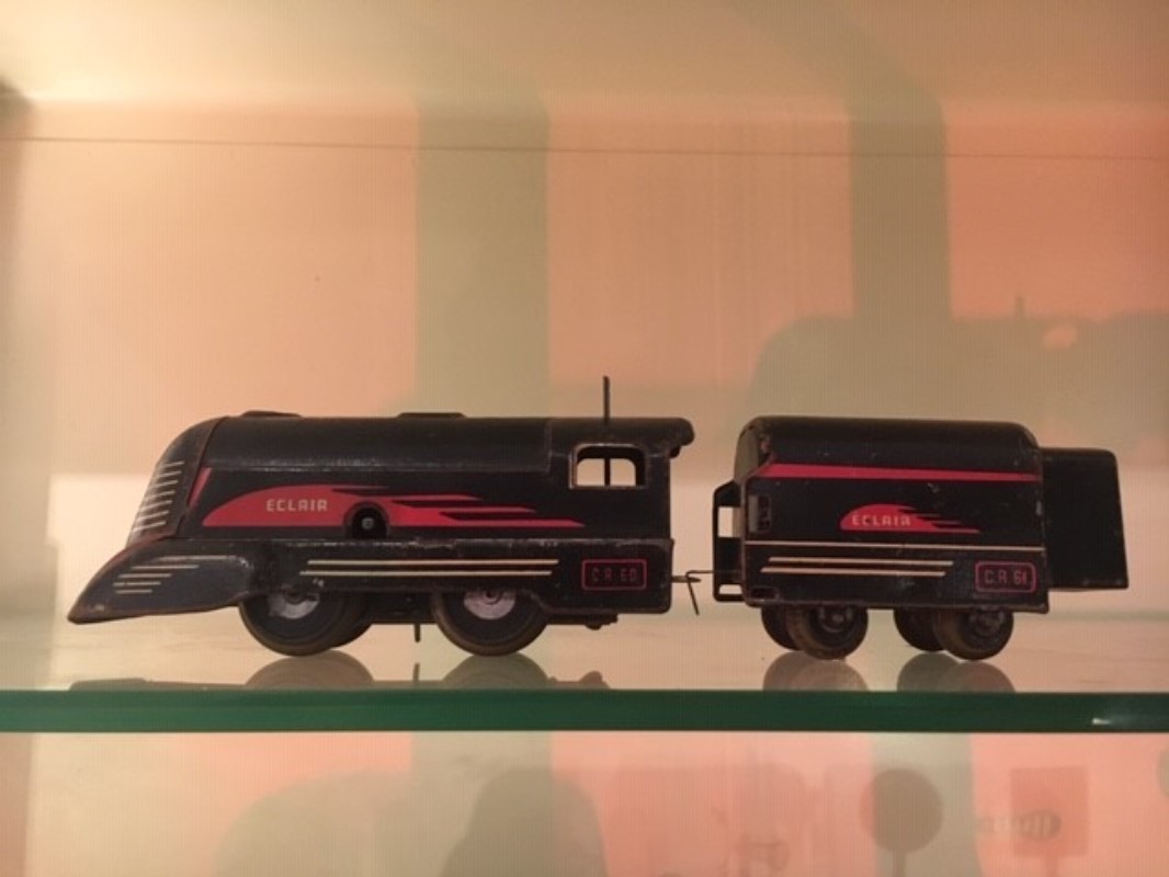 M 597 train éclair