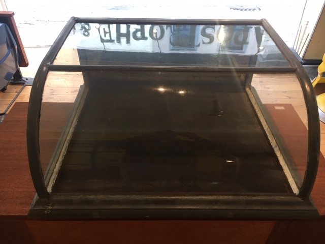 M 632 vitrine d'exposition US