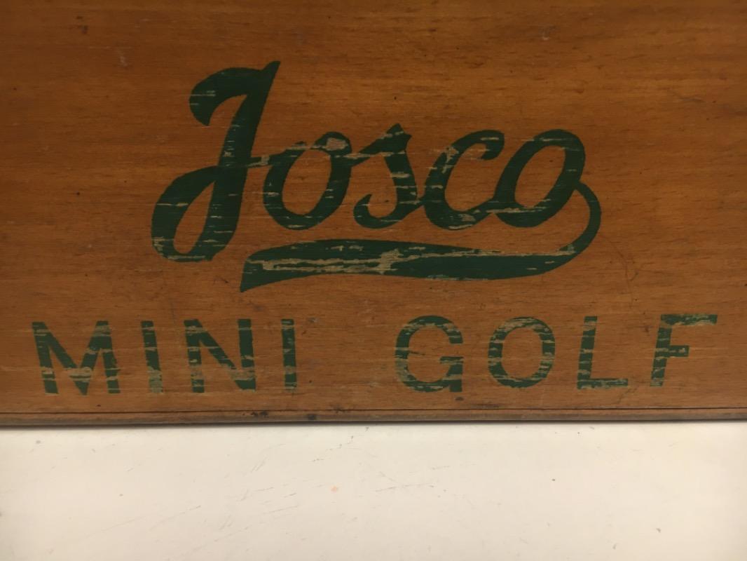 M 713 mini golf