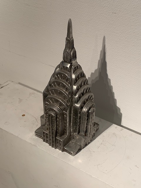 M637 chrysler building metal