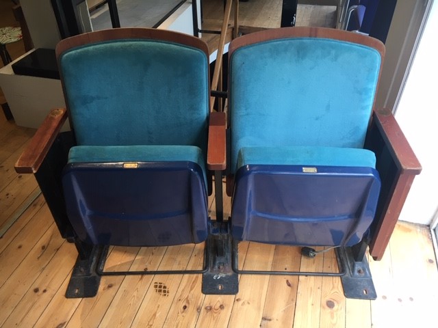 S 534 banquette double de cinéma